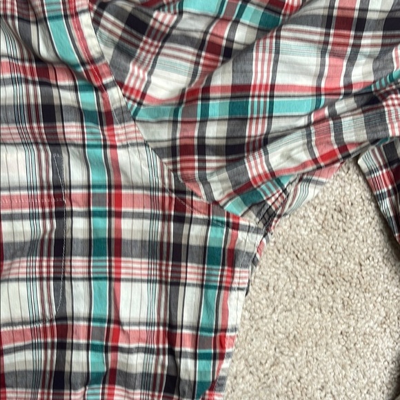 GAP Red and Green Casual Button Down Shirt - Picture 4 of 5